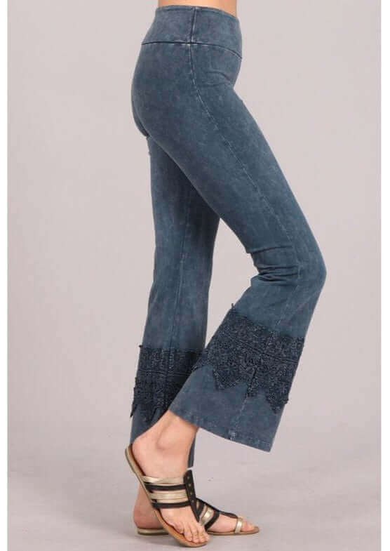 Chatoyant Style
