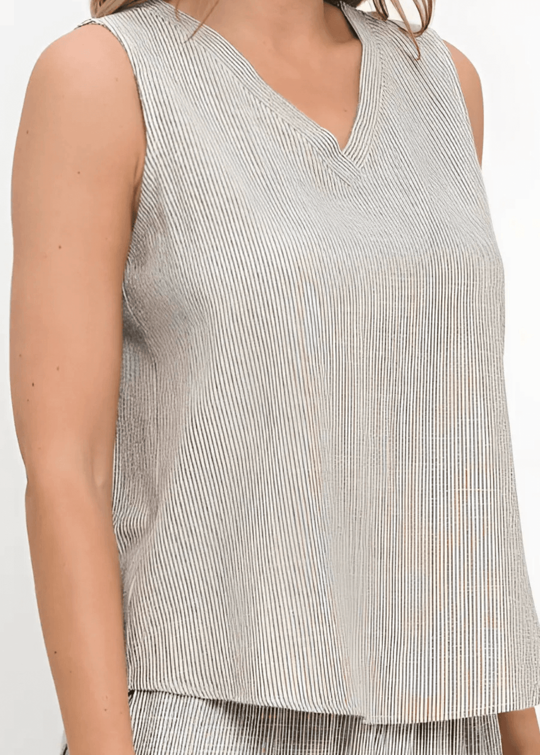 Elevate your casual wardrobe with the Made in USA Women&