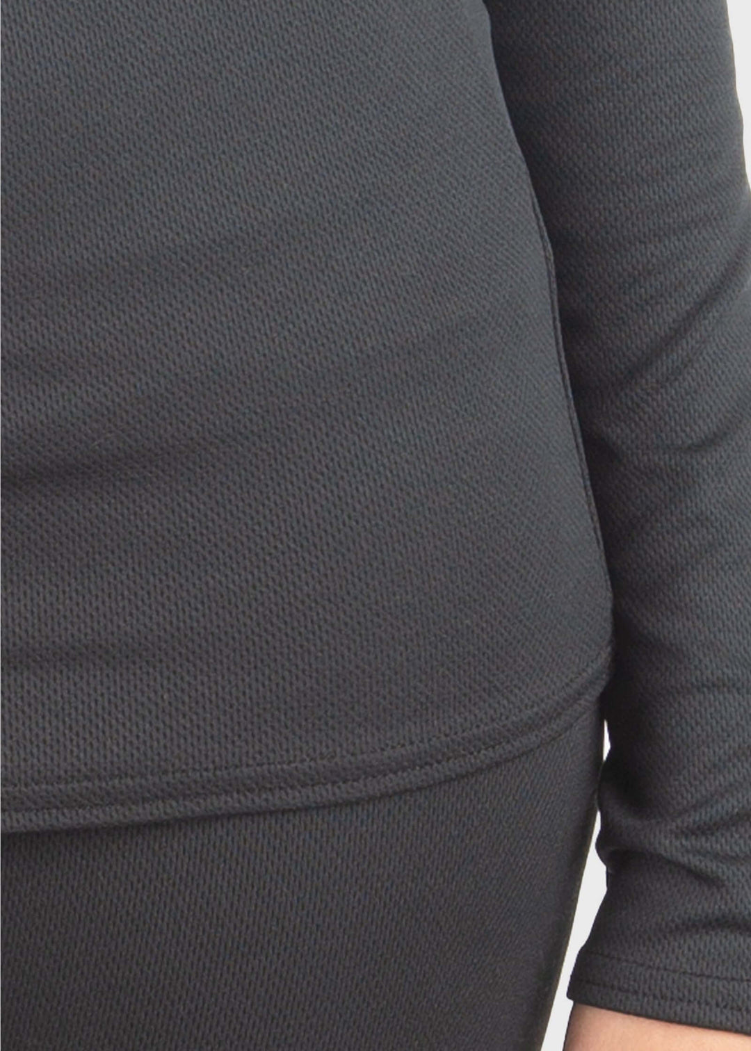The HEATR® Tundra Base Layer offers reliable warmth in temperatures ranging from 0° to 75° F, making it ideal for versatile outdoor use. Its contoured fit ensures minimal bulk while providing moderate insulation, enhancing mobility and comfort. Featuring HEATR® technology woven throughout the entire shirt, this base layer delivers consistent thermal warmth where you need it most. Flat inner seams reduce irritation, allowing for all-day wear without discomfort. Stay warm and comfortable no matter the weather
