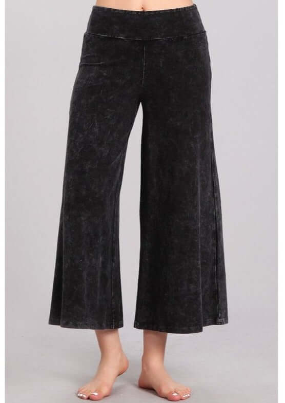 Ladies Super Soft Mineral Washed Gaucho Pants in Black | Made in USA | Chatoyant Style