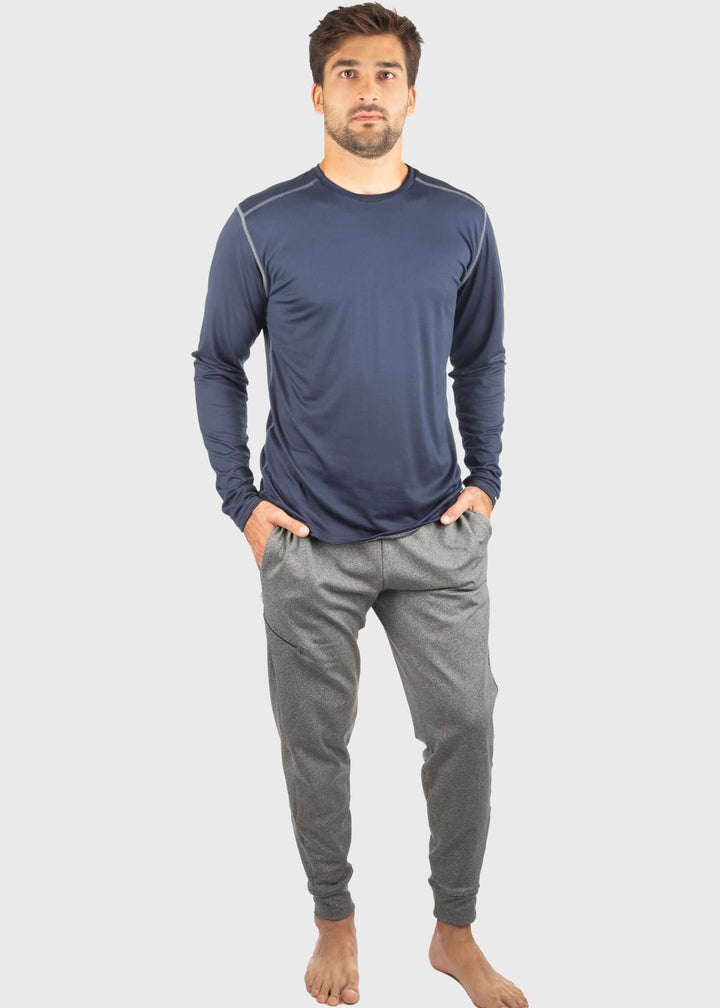 Crafted from durable 8oz ProWikMax™ fleece, these Men&