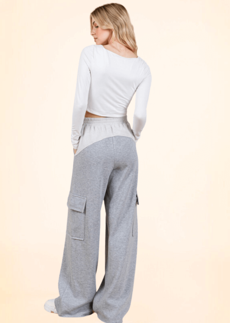 Made in USA Women's French Terry Cargo Sweats Super Soft and Cuddly Cargo Sweat Pants with 4 pockets & Comfortable Thick elastic waist in 2-Tone Grey Baggy Fit 
