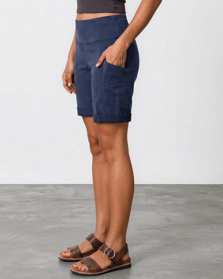Hilton Head Hybrid Shorts (Dark Denim)