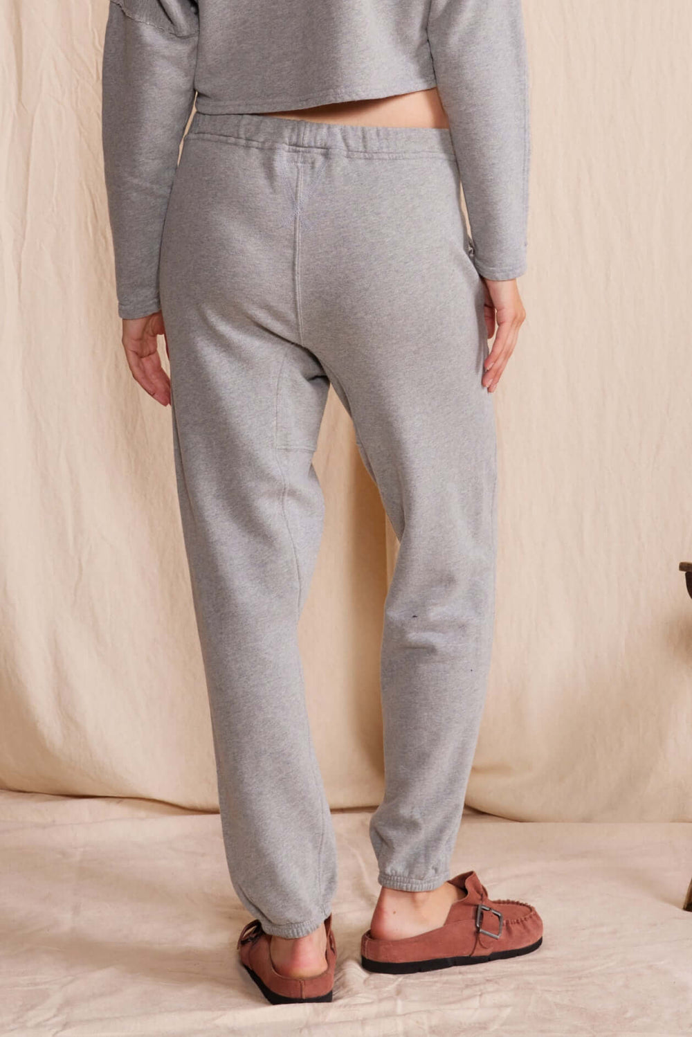 People of Leisure - Cruz Sweatpants - In a versatile heather gray, these comfort fit pants are the trusty sidekick for your daily grind or your lazy Sundays – ethically sourced, locally made, and upcycled with heart right in LA's vibrant core.