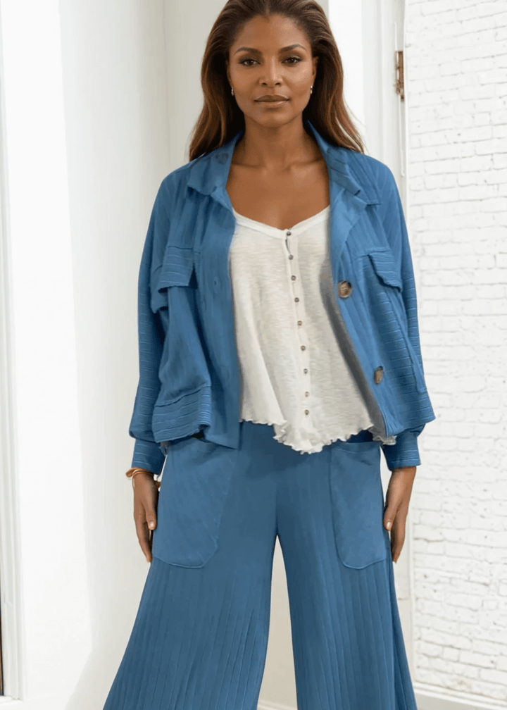 Bucket List Style T1342 Made in USA Lightweight Button down Shacket, Super Soft and Lightweight, Utility pockets In a Variety of Colors