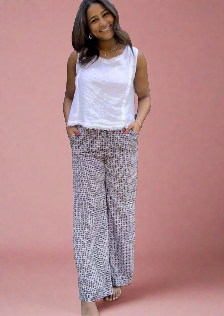 If She Loves Ladies Vintage Flower Pattern Relaxed Fit Pull-On Style Pants with Elastic Waist in Navy &amp; White | Made in USA | Women&