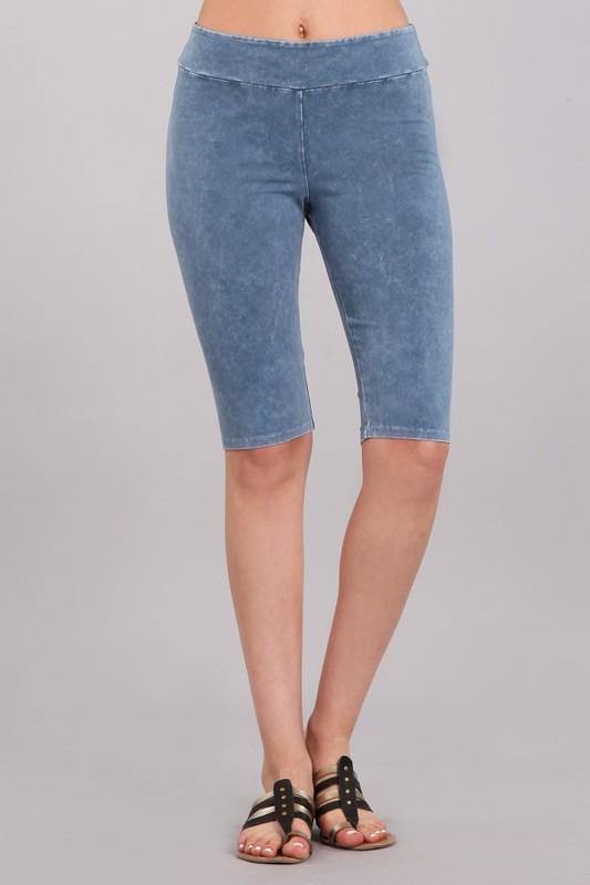 Ladies Mineral Washed Light Denim Knee Length Biker Shorts | Chatoyant Style