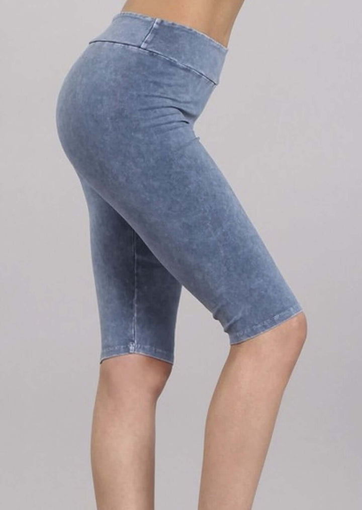 Ladies Mineral Washed Light Denim Knee Length Biker Shorts | Chatoyant Style